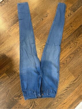 Fashion Nova Medium Blue Denim Jeans